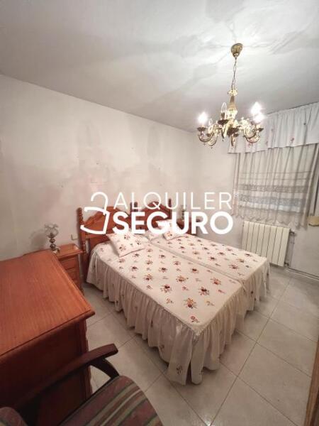 Inmueble en Calle San Vicente , MADRID