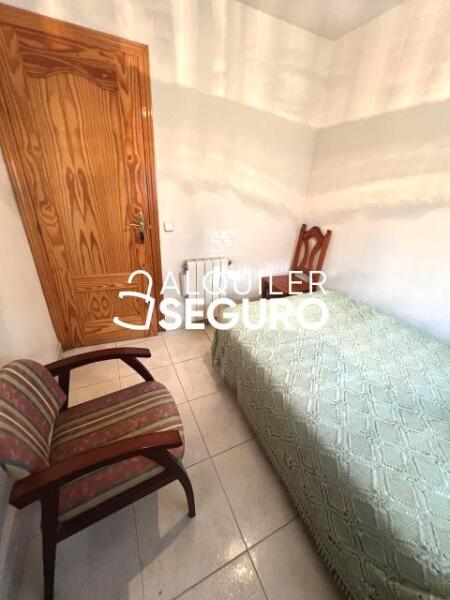 Inmueble en Calle San Vicente , MADRID