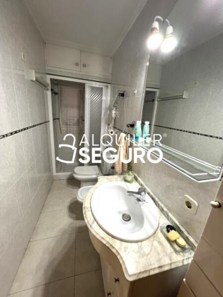 Inmueble en Calle San Vicente , MADRID