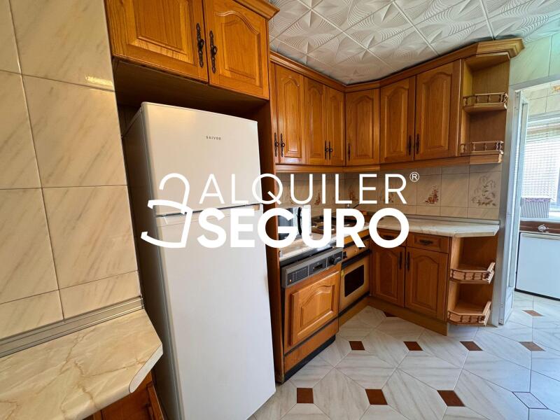 Inmueble en Calle Blas Cabrera, MADRID