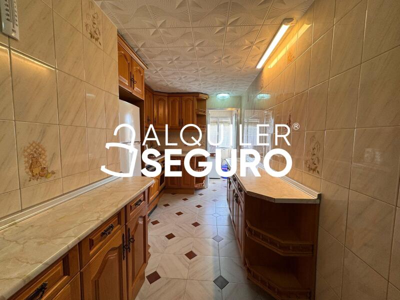 Inmueble en Calle Blas Cabrera, MADRID