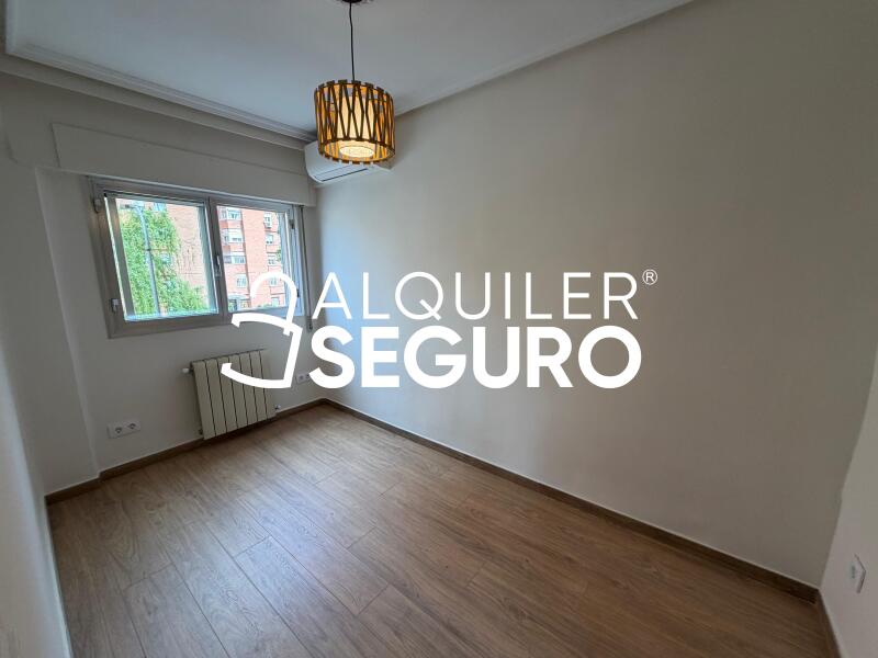 Piso en Calle Escoriaza, MADRID MADRID