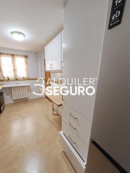 Piso en Calle Presidente Felipe González , ARGANDA DEL REY MADRID