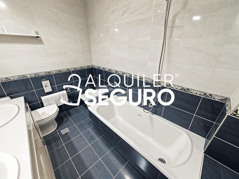 Piso en Calle Presidente Felipe González , ARGANDA DEL REY MADRID