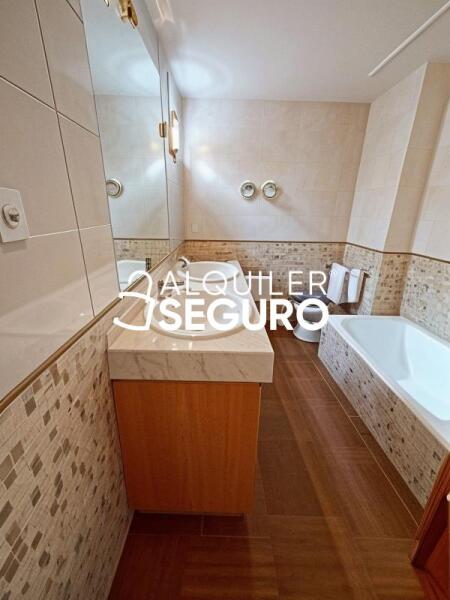 Piso en Calle Presidente Felipe González , ARGANDA DEL REY MADRID