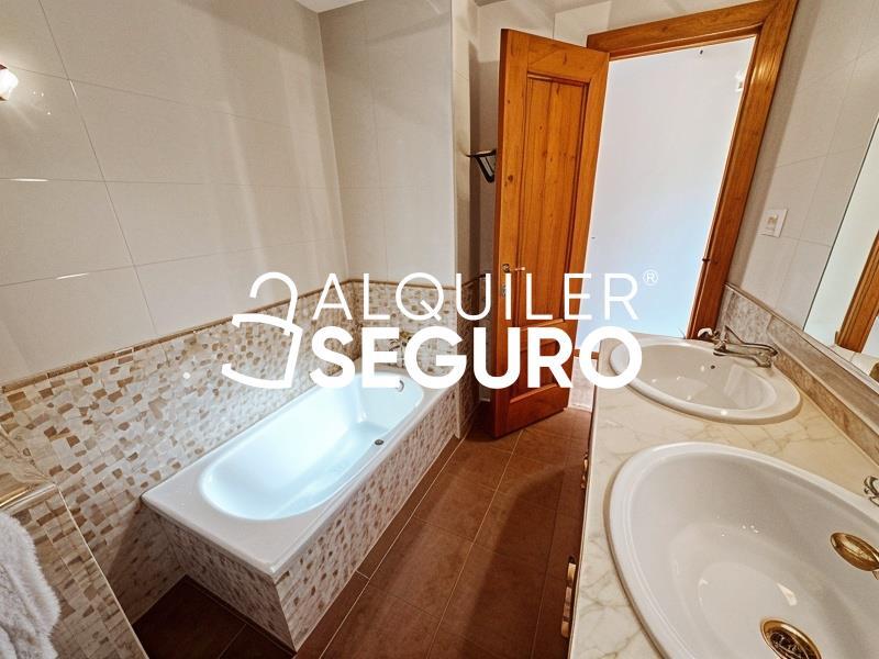 Piso en Calle Presidente Felipe González , ARGANDA DEL REY MADRID