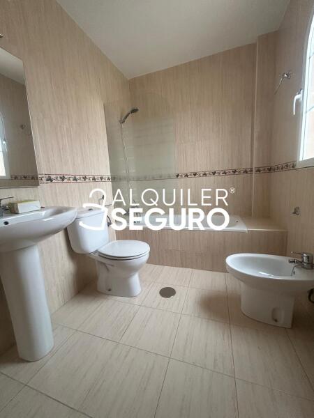 Piso en Calle Río Cubillas, CÚLLAR VEGA GRANADA