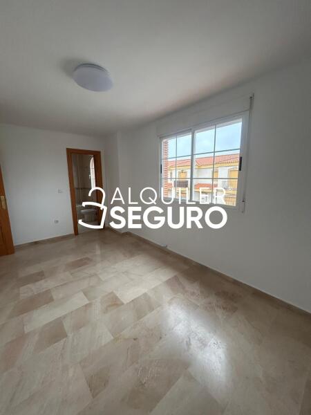 Piso en Calle Río Cubillas, CÚLLAR VEGA GRANADA