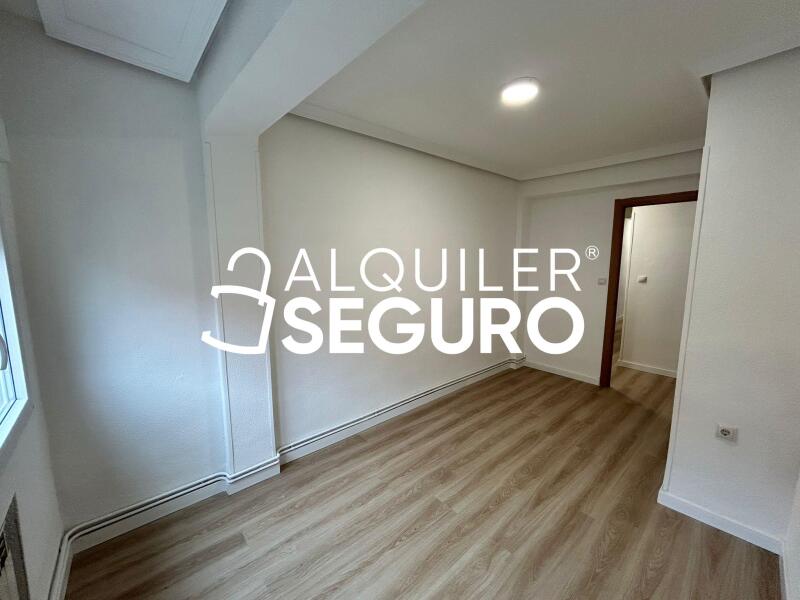 Piso en Avenida Pablo Neruda, MADRID MADRID