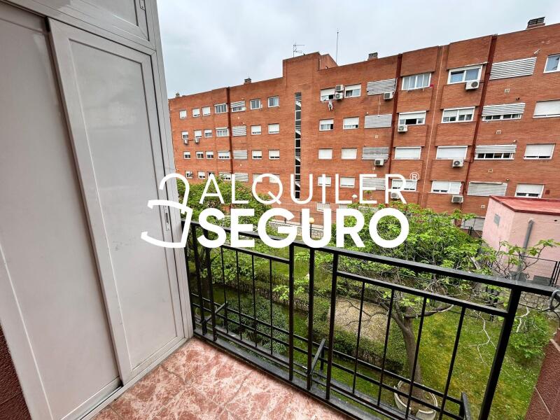 Piso en Avenida Pablo Neruda, MADRID MADRID