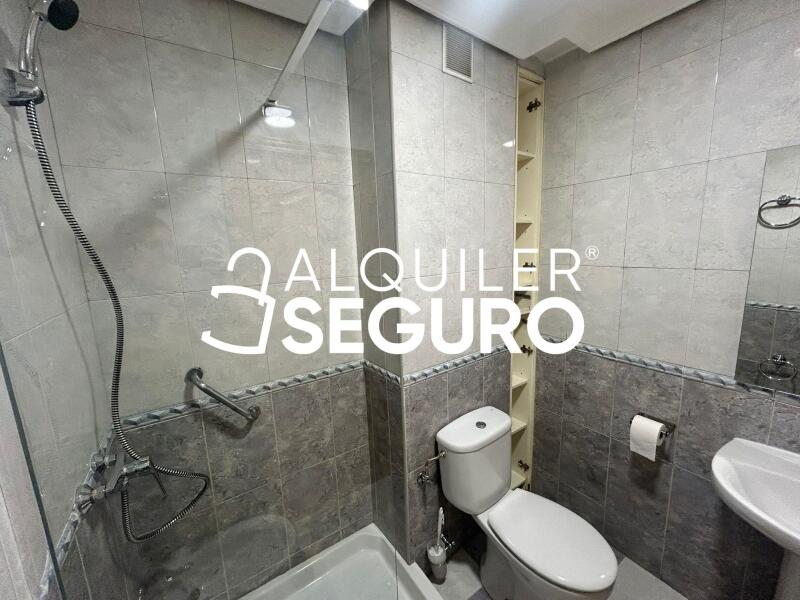 Piso en Avenida Pablo Neruda, MADRID MADRID