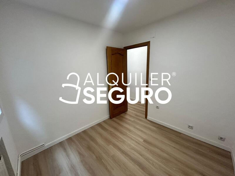 Piso en Avenida Pablo Neruda, MADRID MADRID