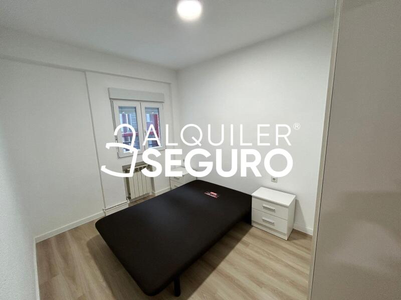 Piso en Avenida Pablo Neruda, MADRID MADRID