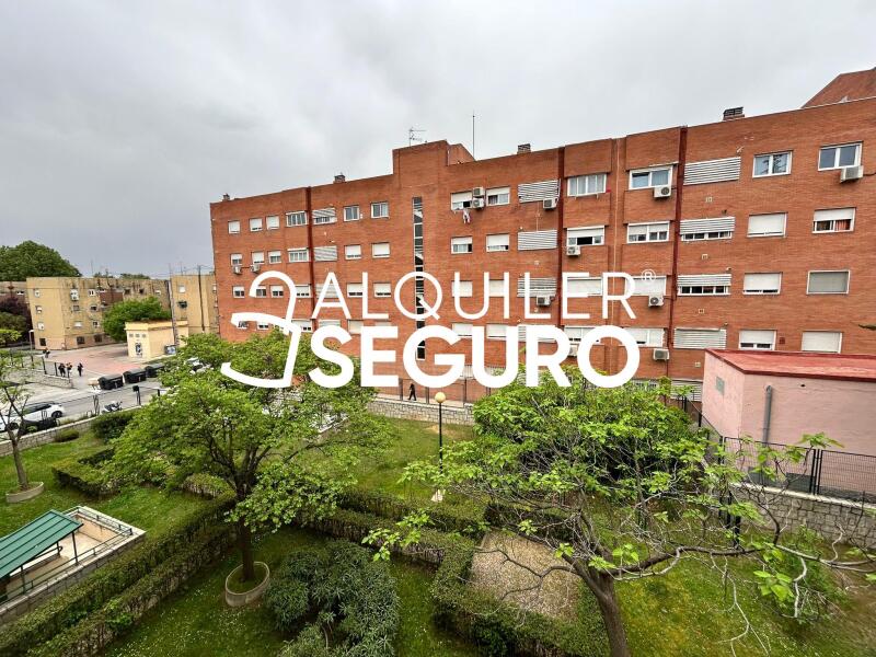 Piso en Avenida Pablo Neruda, MADRID MADRID