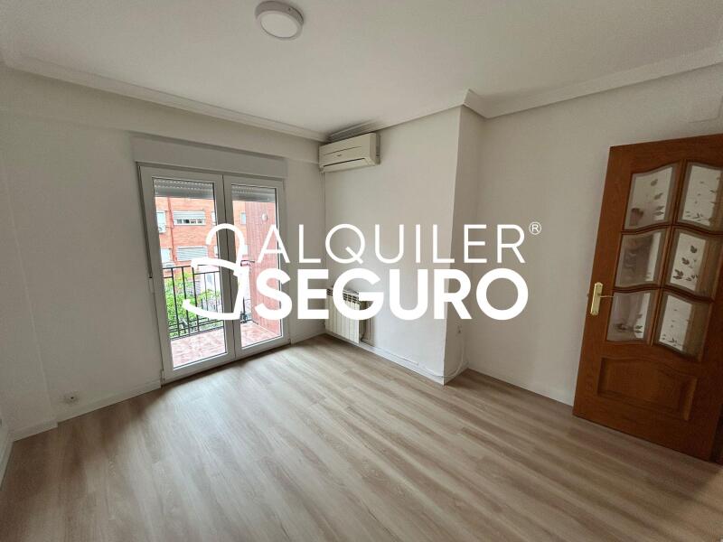 Piso en Avenida Pablo Neruda, MADRID MADRID