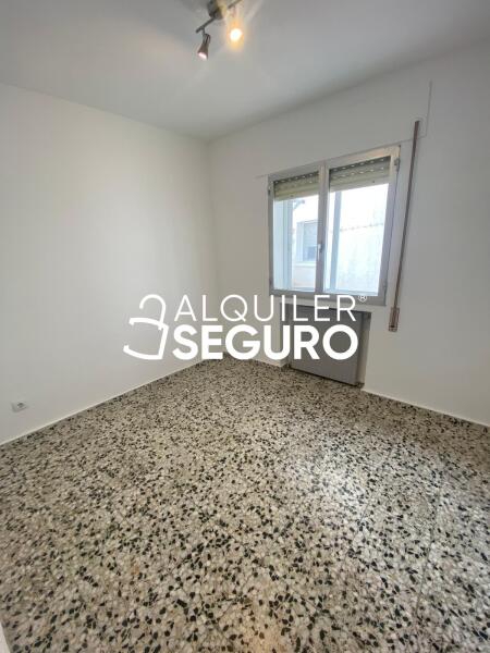 Piso en Calle Benalaque, CABANILLAS DEL CAMPO GUADALAJARA