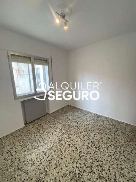 Piso en Calle Benalaque, CABANILLAS DEL CAMPO GUADALAJARA