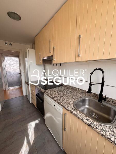 Piso en Calle del Teniente Coronel Noreña, MADRID MADRID