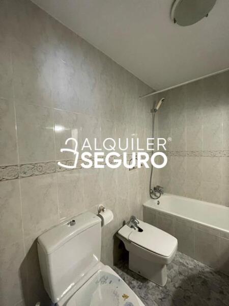 Piso en Calle de la Cueva de Montesinos, MADRID MADRID