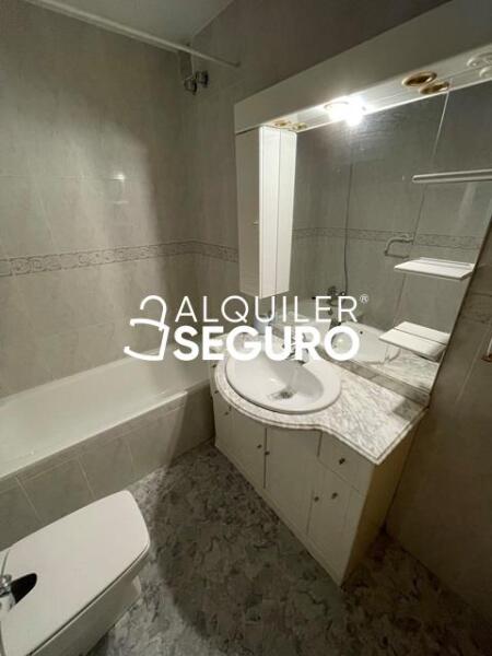 Piso en Calle de la Cueva de Montesinos, MADRID MADRID