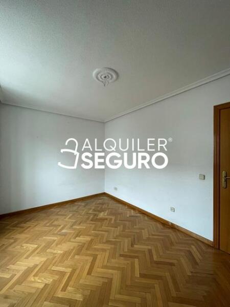 Piso en Calle de la Cueva de Montesinos, MADRID MADRID