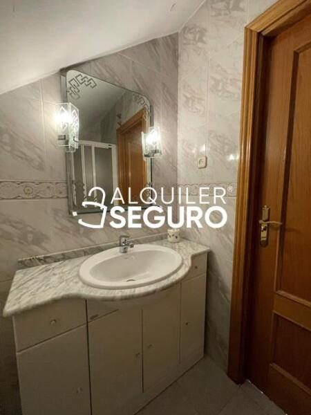 Piso en Calle de la Cueva de Montesinos, MADRID MADRID