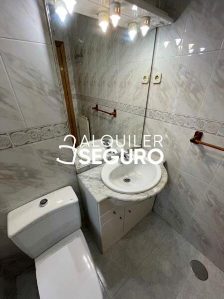 Piso en Calle de la Cueva de Montesinos, MADRID MADRID