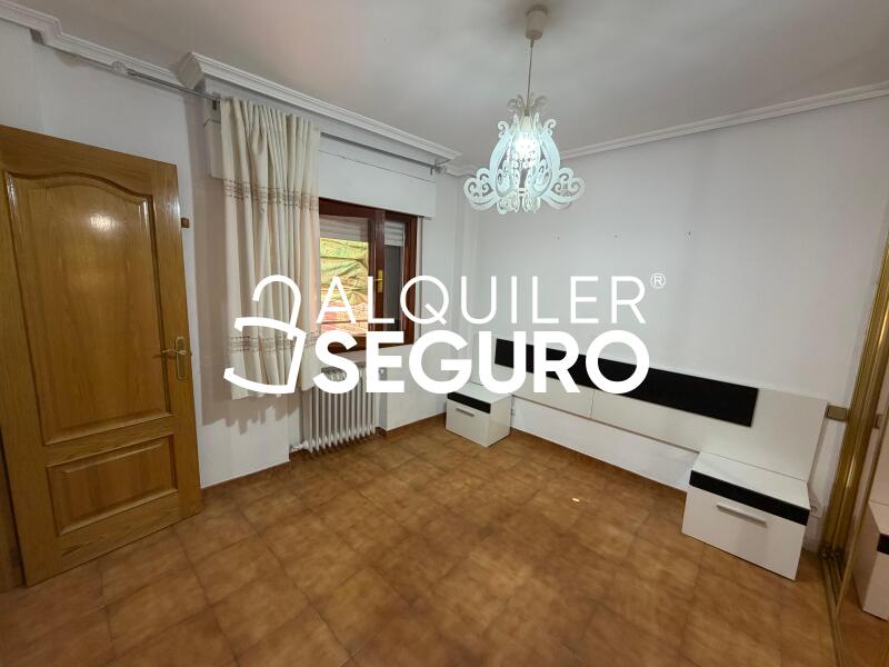 Inmueble en Calle Fuenlabrada, MADRID