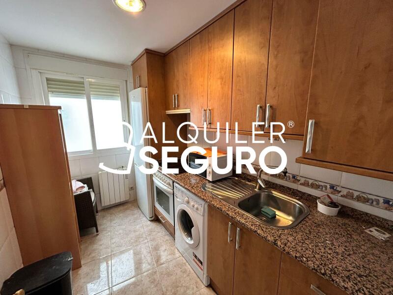 Piso en Calle La Flor, PERALES DE TAJUÑA MADRID