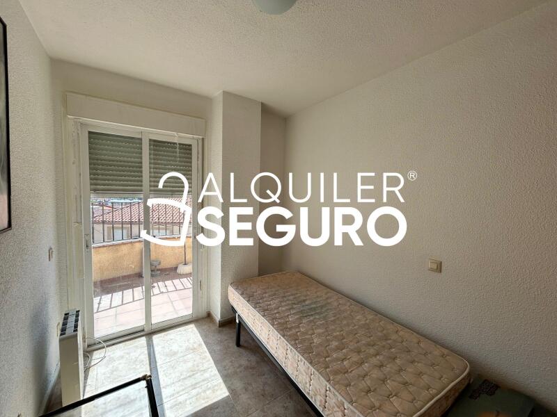 Piso en Calle La Flor, PERALES DE TAJUÑA MADRID