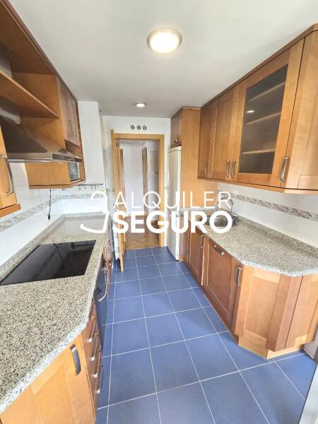 Piso en Glorieta Primero de Mayo, COSLADA MADRID