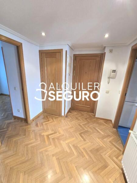 Piso en Glorieta Primero de Mayo, COSLADA MADRID