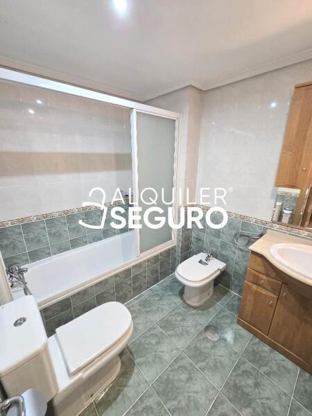 Piso en Glorieta Primero de Mayo, COSLADA MADRID