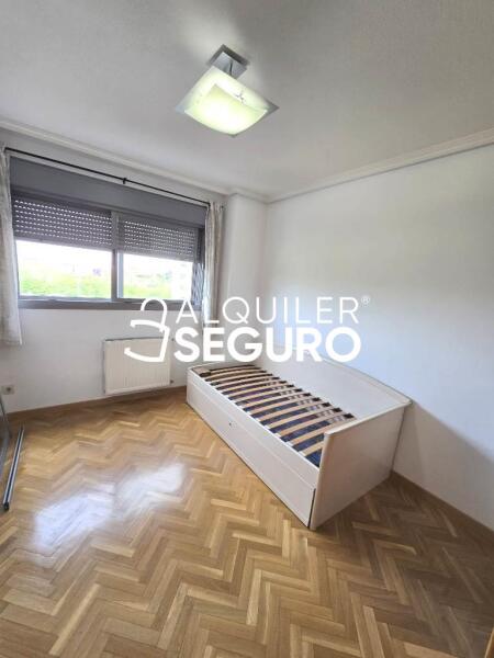 Piso en Glorieta Primero de Mayo, COSLADA MADRID