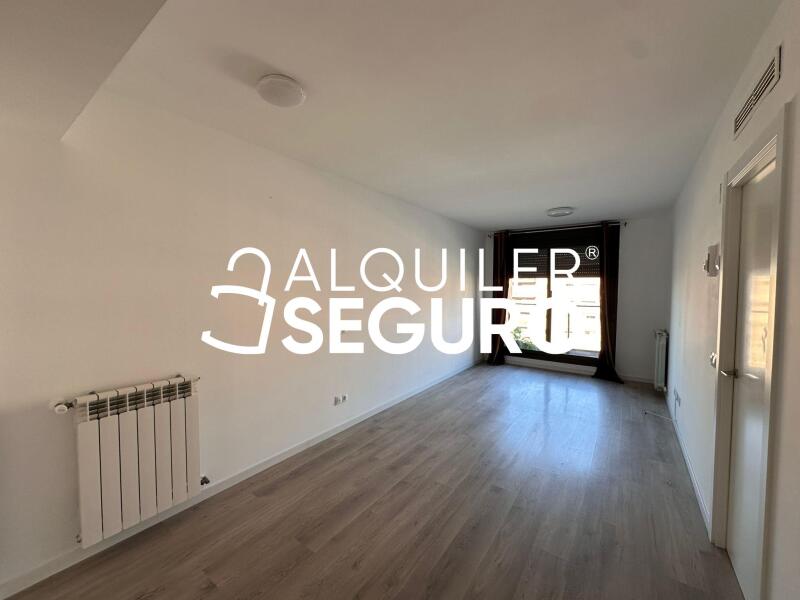 Piso en Calle Cañada de Vicalvaro a San Fernando, MADRID MADRID