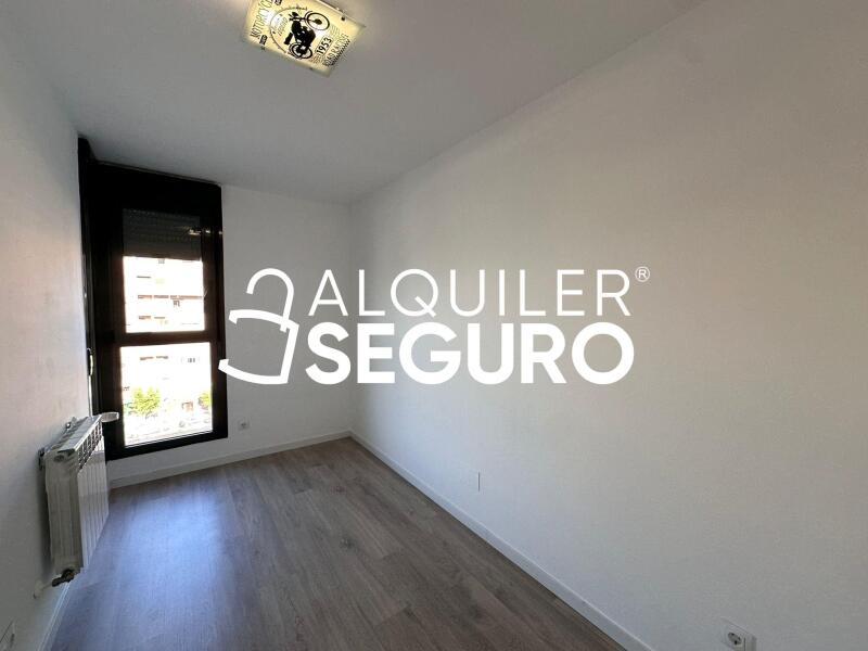 Piso en Calle Cañada de Vicalvaro a San Fernando, MADRID MADRID