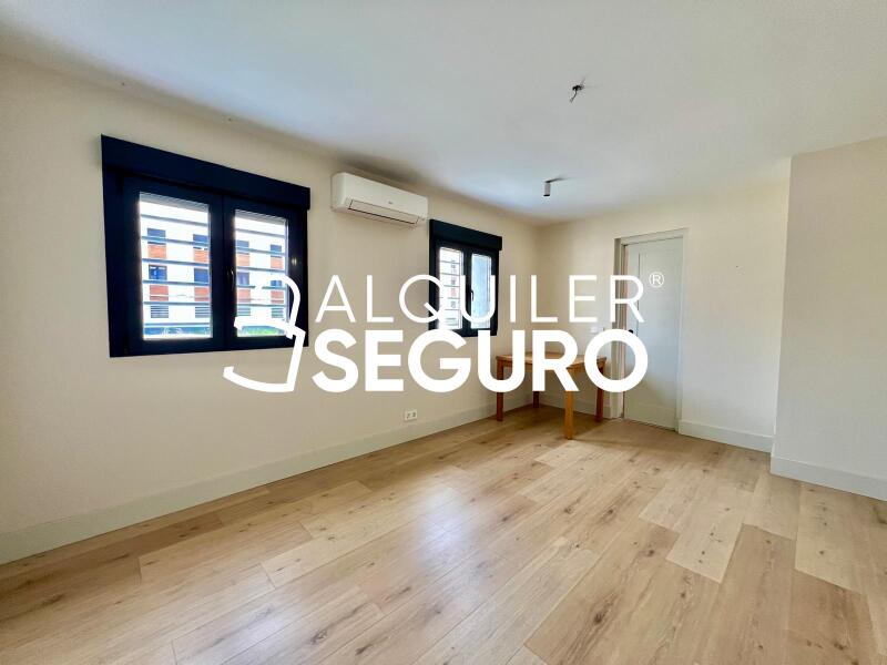 Inmueble en Calle de Pradoluengo, MADRID