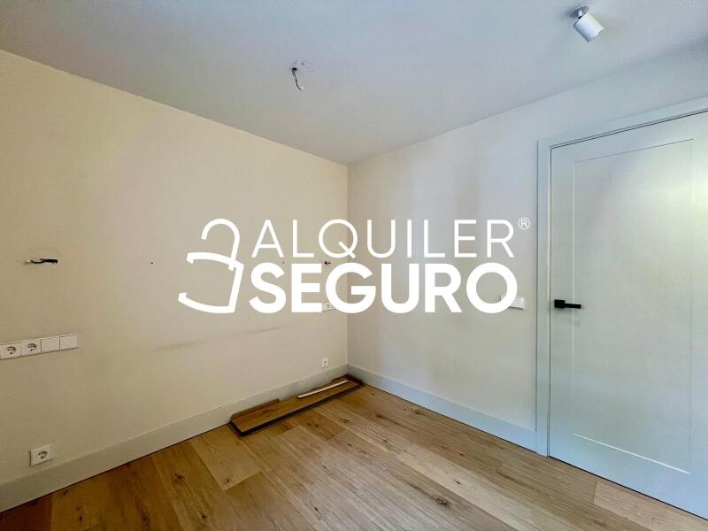 Inmueble en Calle de Pradoluengo, MADRID