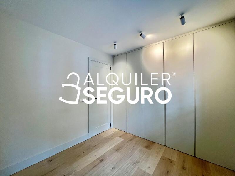 Inmueble en Calle de Pradoluengo, MADRID