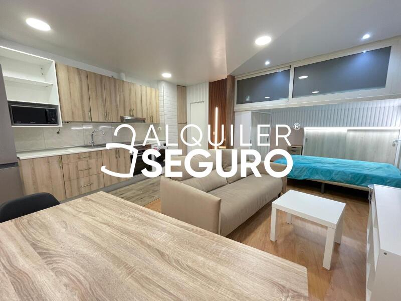 Piso en Avenida Cerro de los ángeles, MADRID MADRID