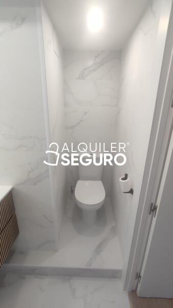 Inmueble en Calle Melchor Fernández Almagro, MADRID