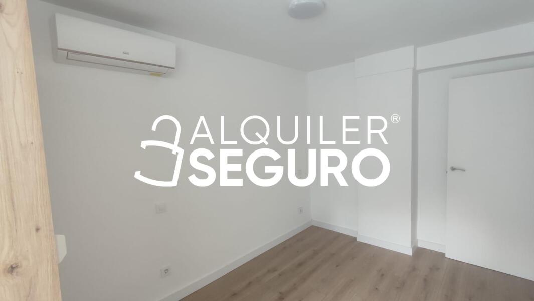 Inmueble en Calle Melchor Fernández Almagro, MADRID