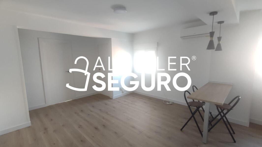 Inmueble en Calle Melchor Fernández Almagro, MADRID