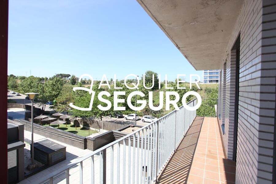 Inmueble en Avenida de Castilla y León, MADRID