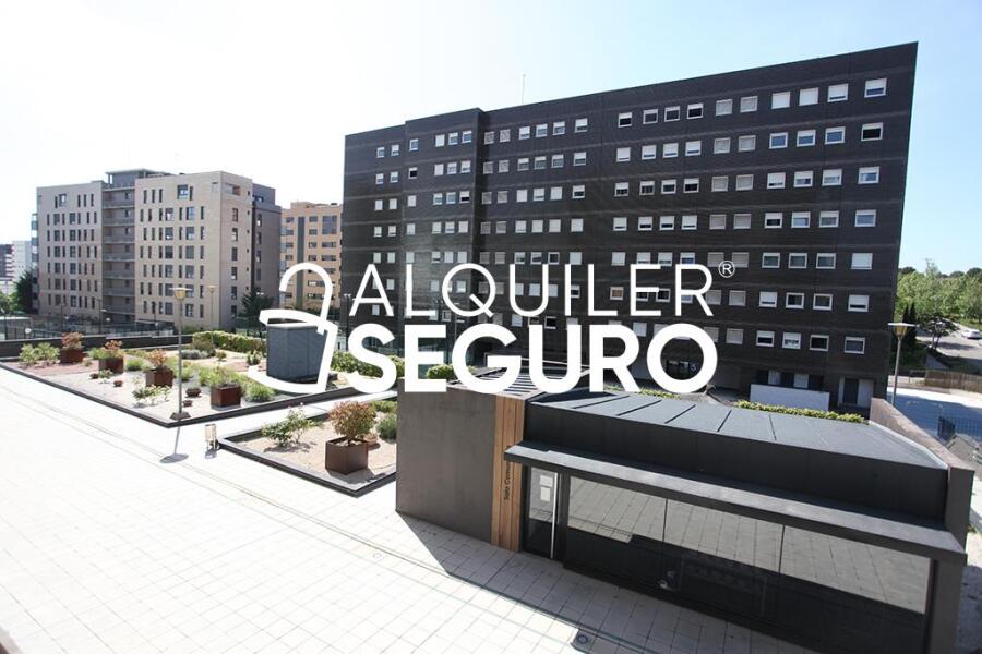 Inmueble en Avenida de Castilla y León, MADRID