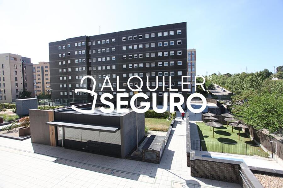 Inmueble en Avenida de Castilla y León, MADRID