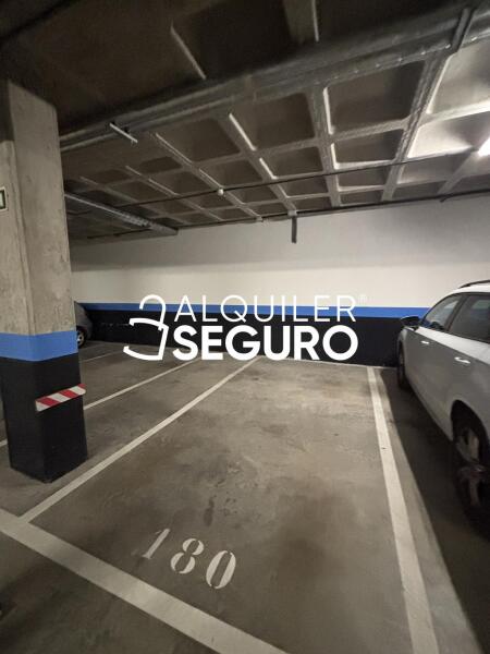 Inmueble en Avenida de Castilla y León, MADRID