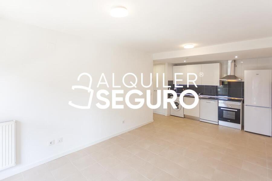 Inmueble en Avenida de Castilla y León, MADRID