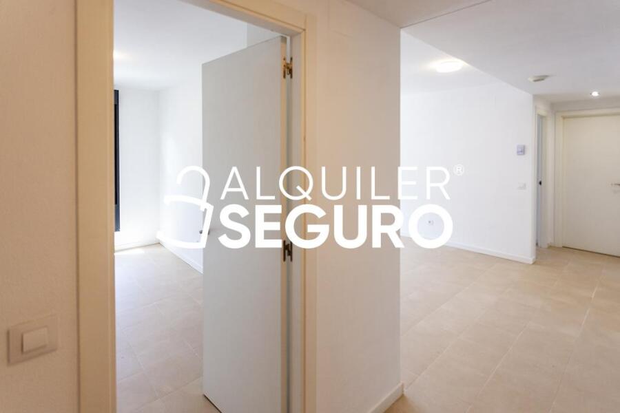 Inmueble en Avenida de Castilla y León, MADRID