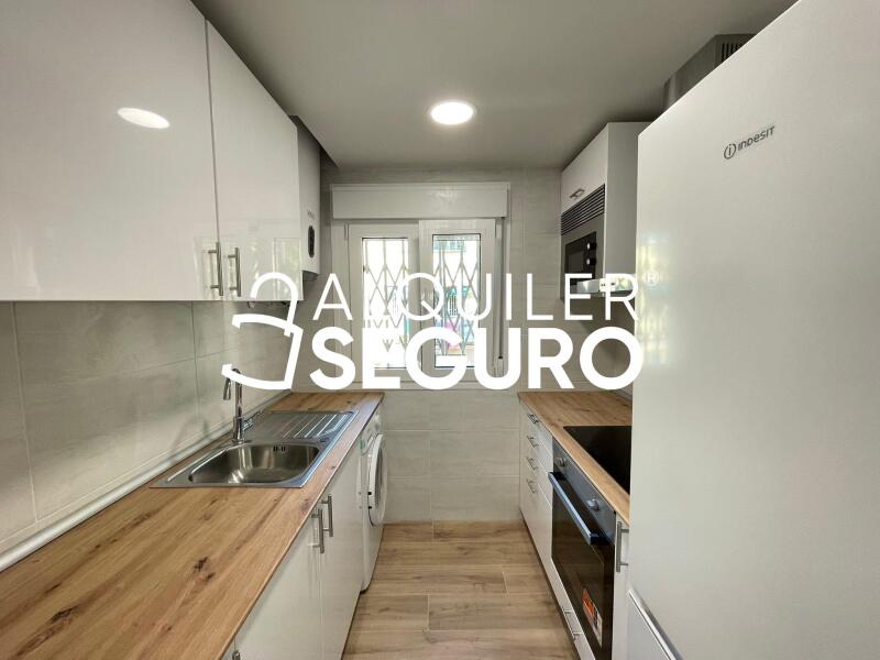 Piso en Calle Busaco, MADRID MADRID